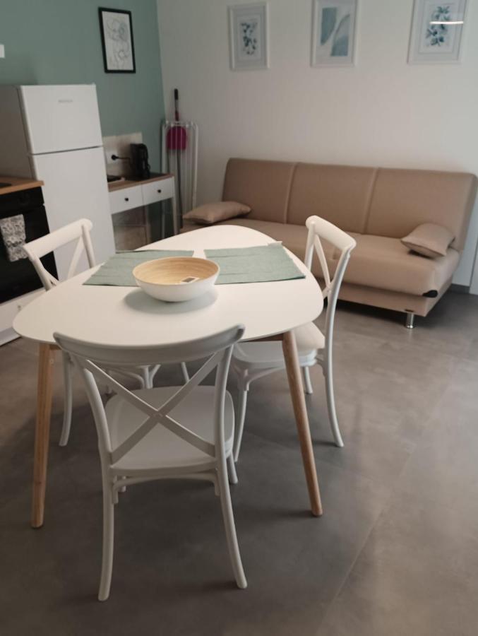 Apartament Casa Di Monique 1 Bari Zewnętrze zdjęcie